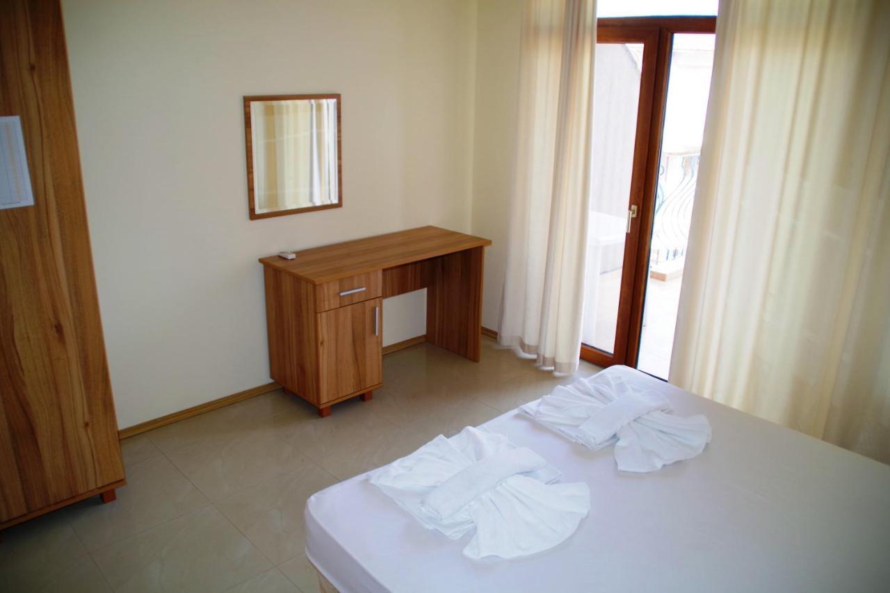 Azura Garden Apartments Chernomorets Luaran gambar